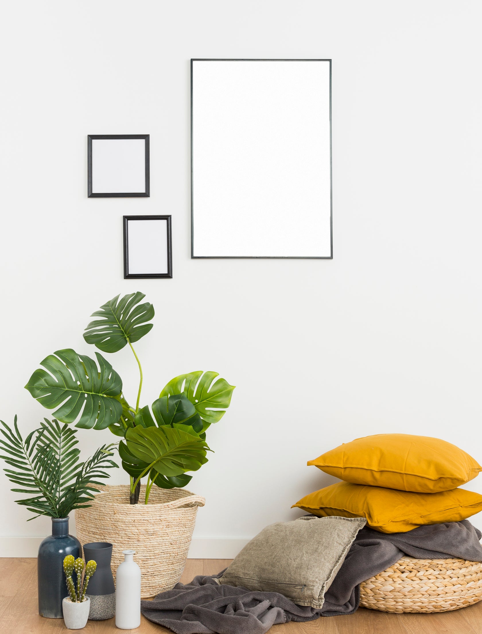 Woonkamer met planten monstera deliciosa | Plantsome 